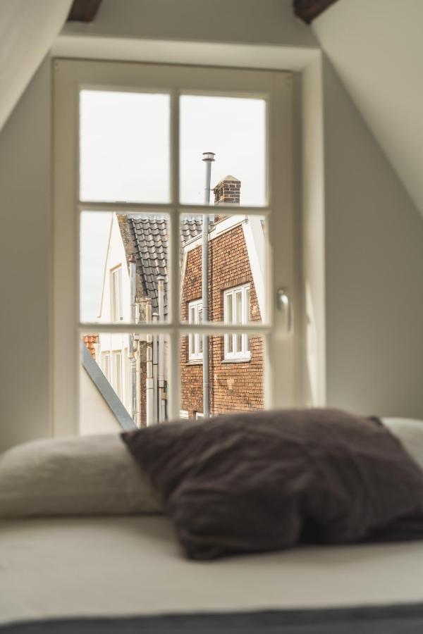 Tiny Attic On The Herengracht, Private Room Amesterdão Exterior foto